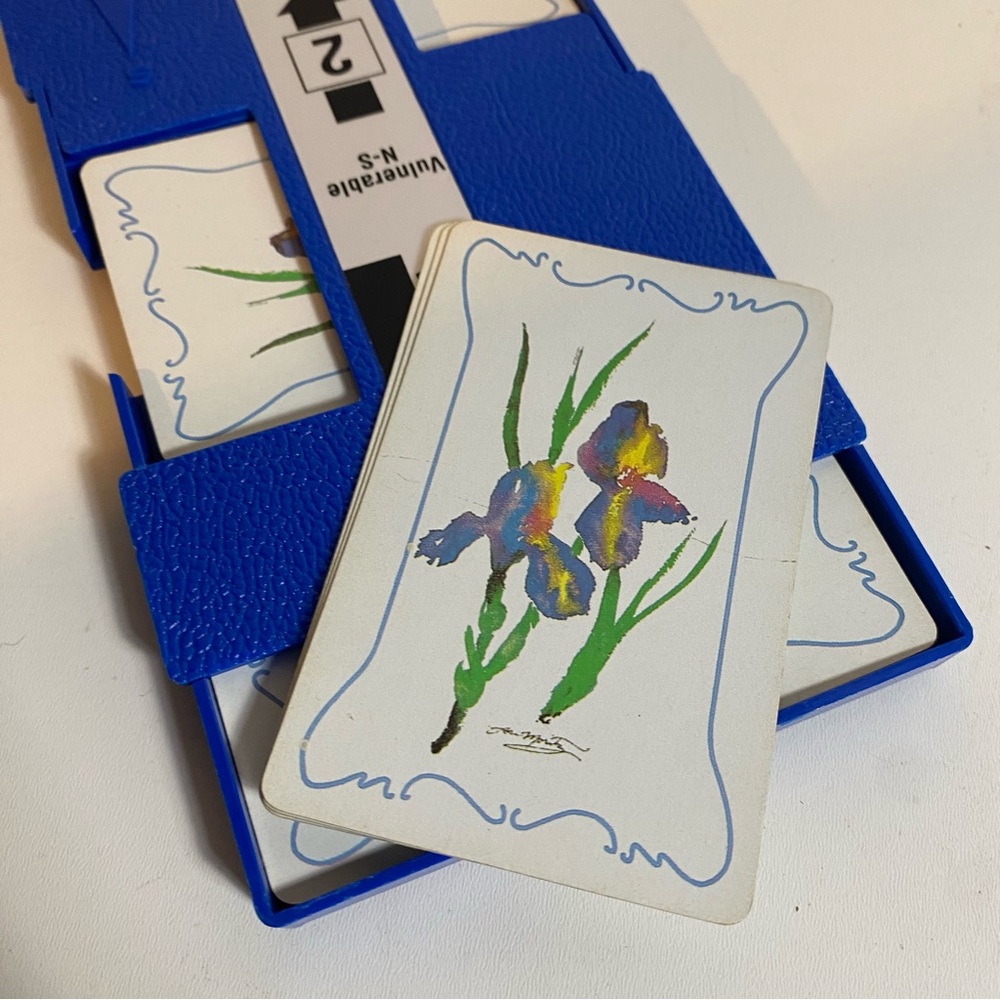 Baron Barclay Plastic Bridge Board Dealer Card Holder Blue Full Deck of Cards.